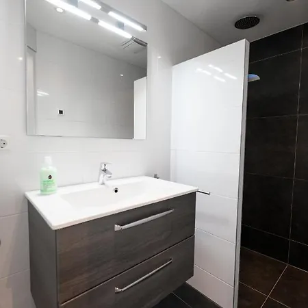 Strandvilla Roots Vila